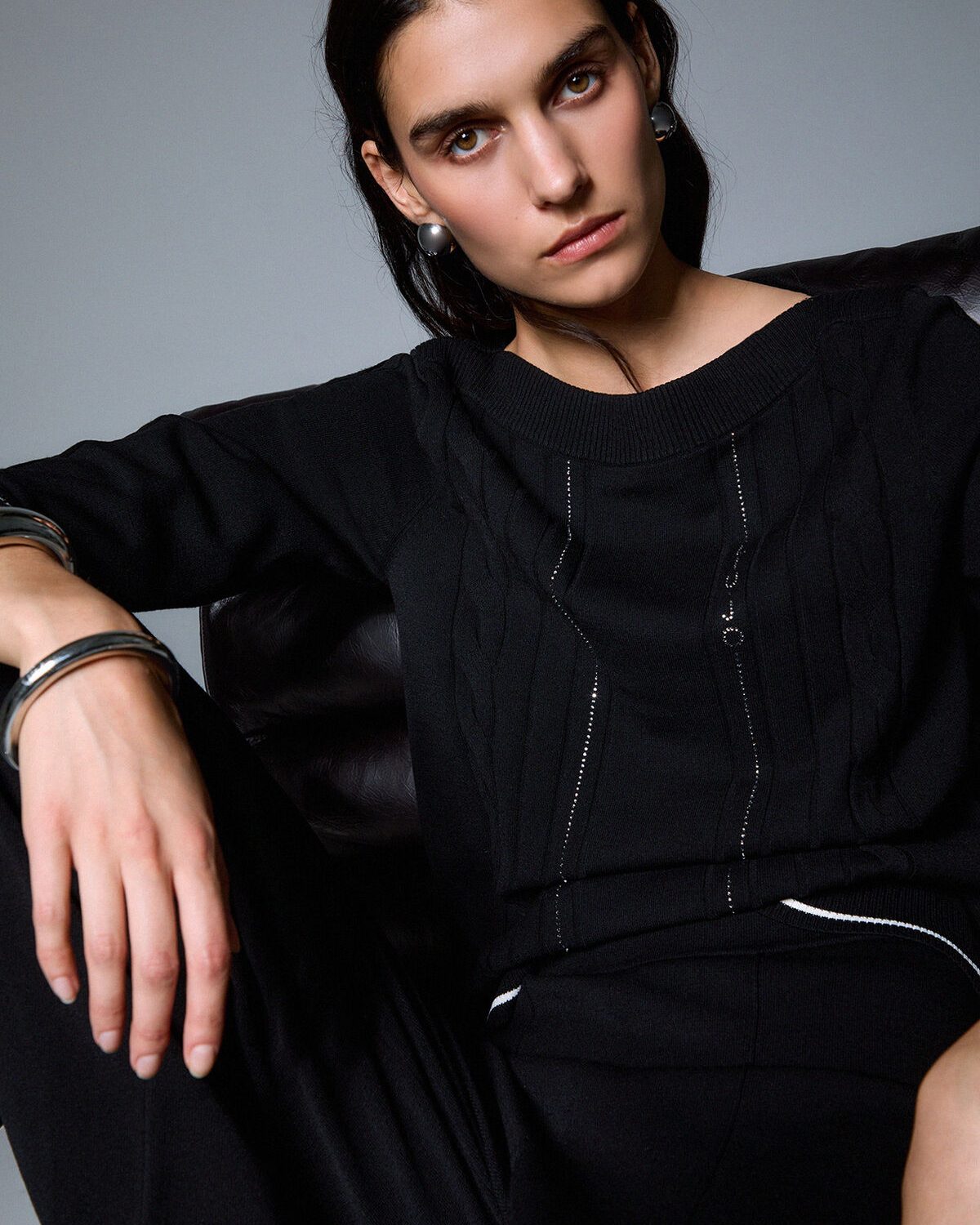 Maglia con profili a contrasto – foto 6